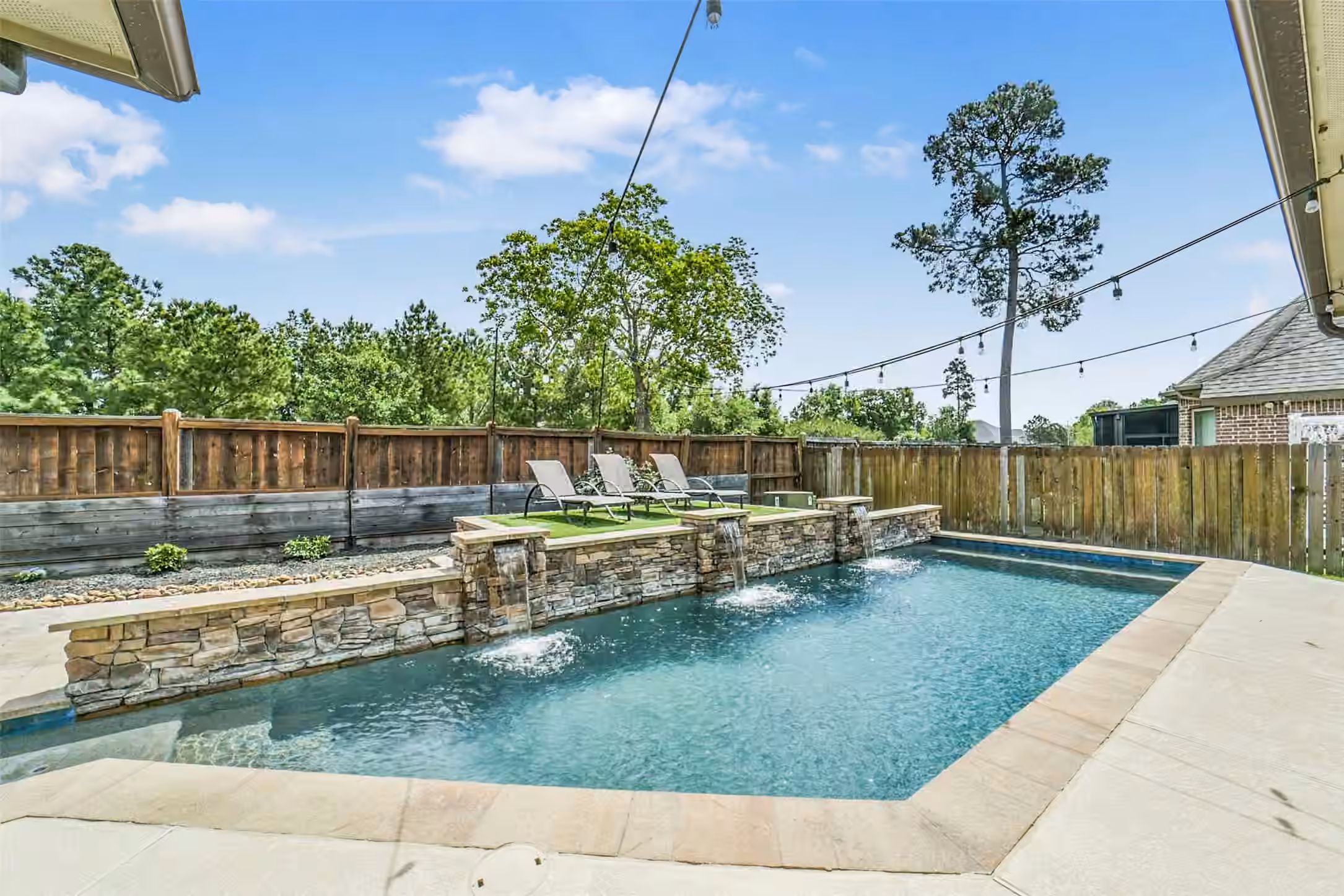 Photo 4 of 31510 Orchard Hill Lane, Spring, TX