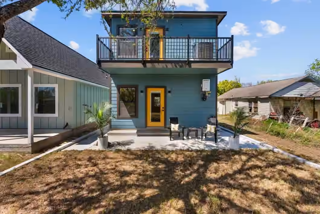Photo of 125 4th Street, San Leon, TX