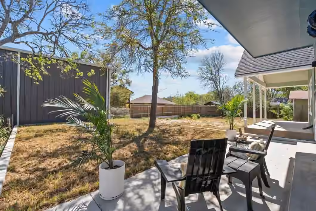 Photo 3 of 125 4th Street, San Leon, TX