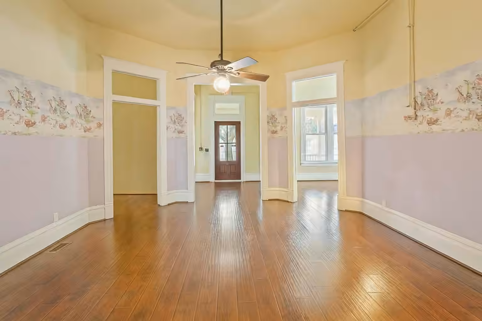 Photo 6 of 1030 4th Street, Rosenberg, TX