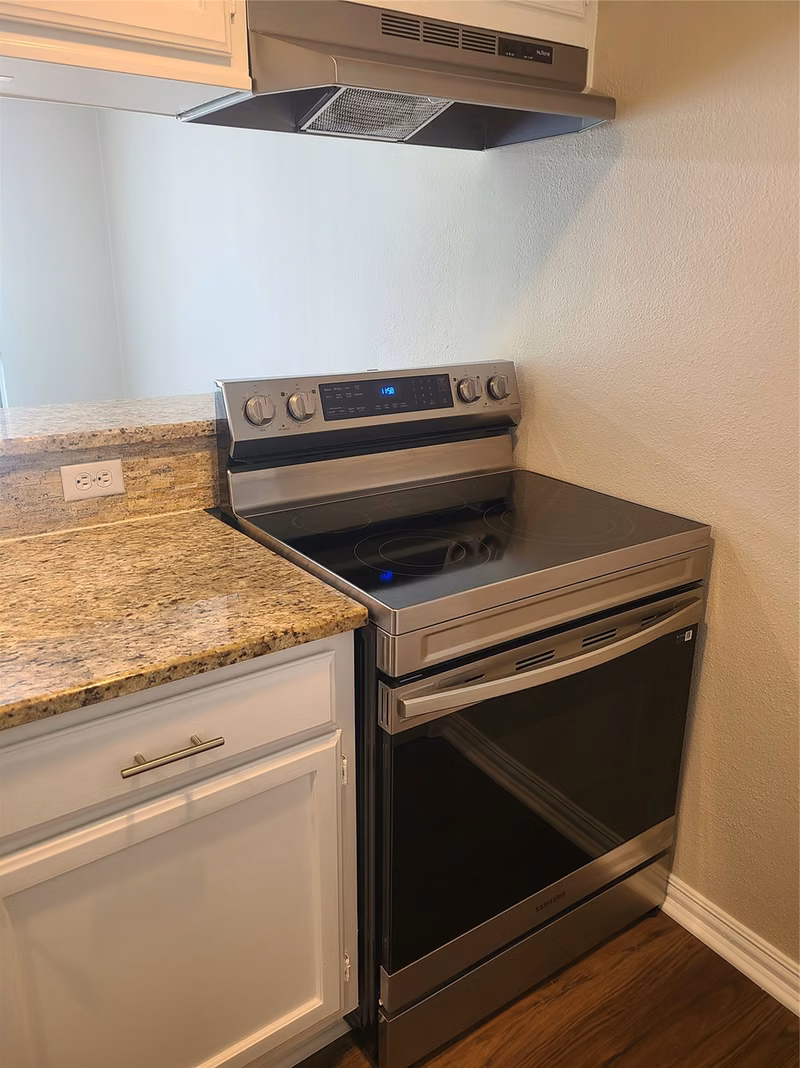 Photo 6 of 102C Lakeview Terrace, Montgomery, TX