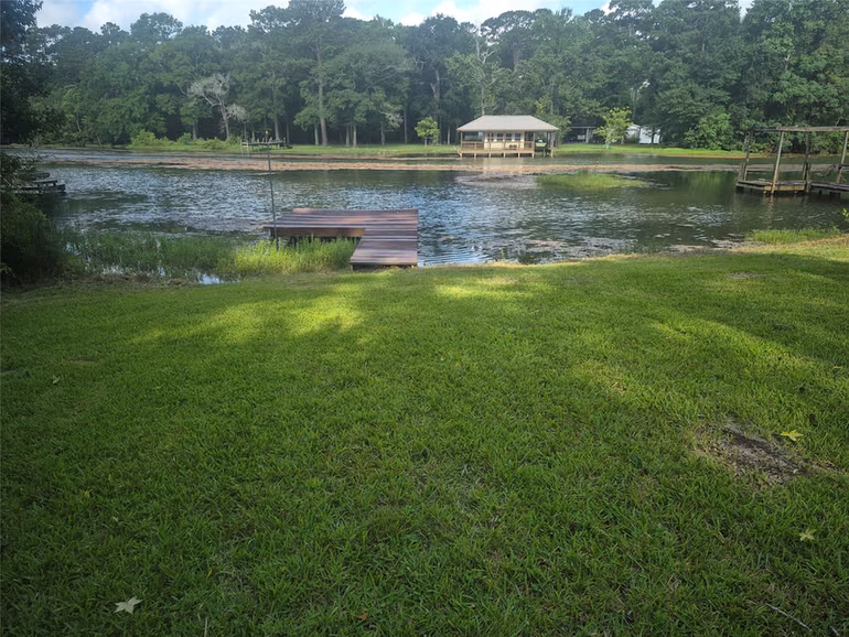 Photo of 8312 Elm Drive, Montgomery, TX