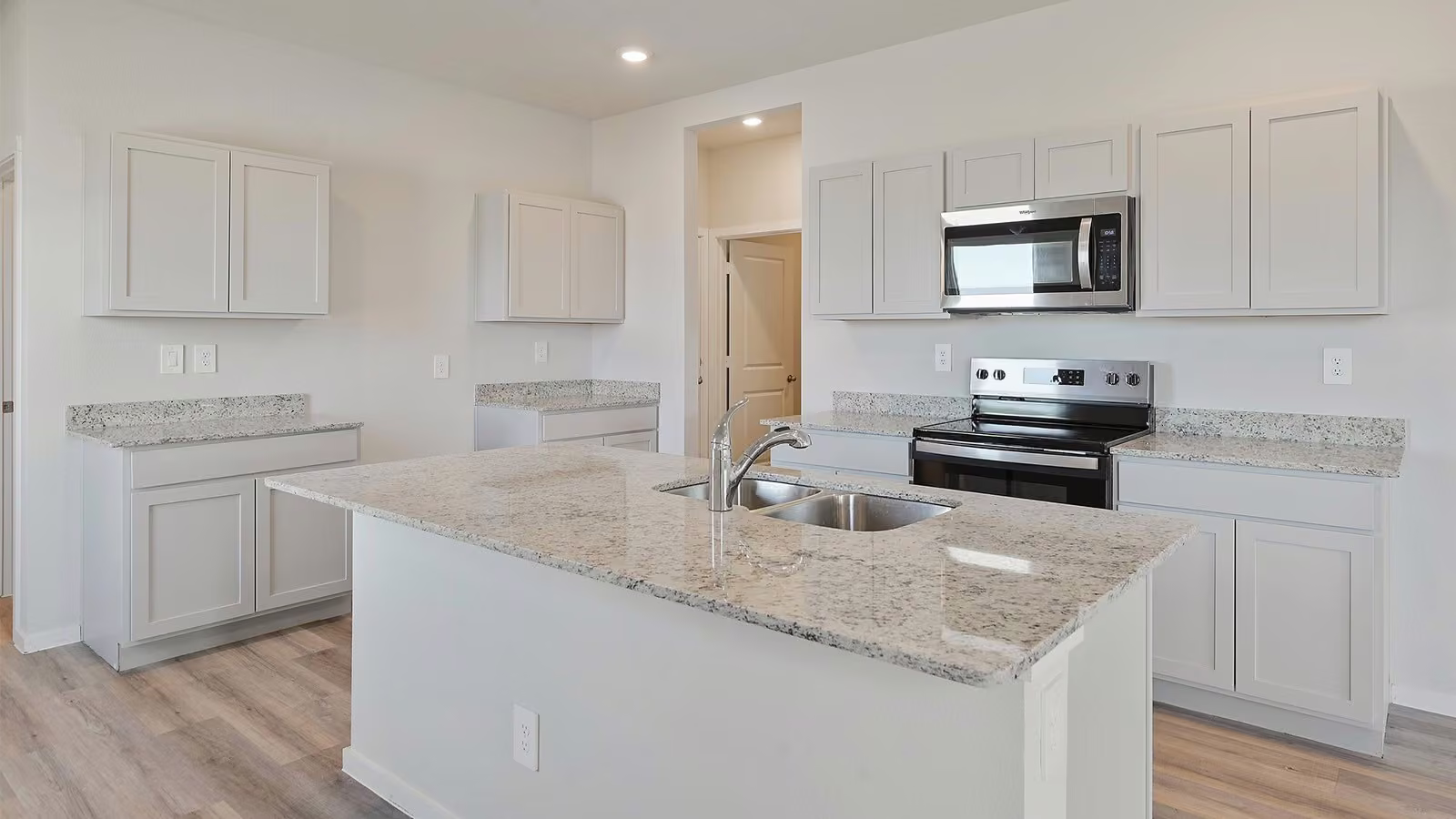 Photo 3 of 6726 Canyon Breeze Drive, Rosenberg, TX
