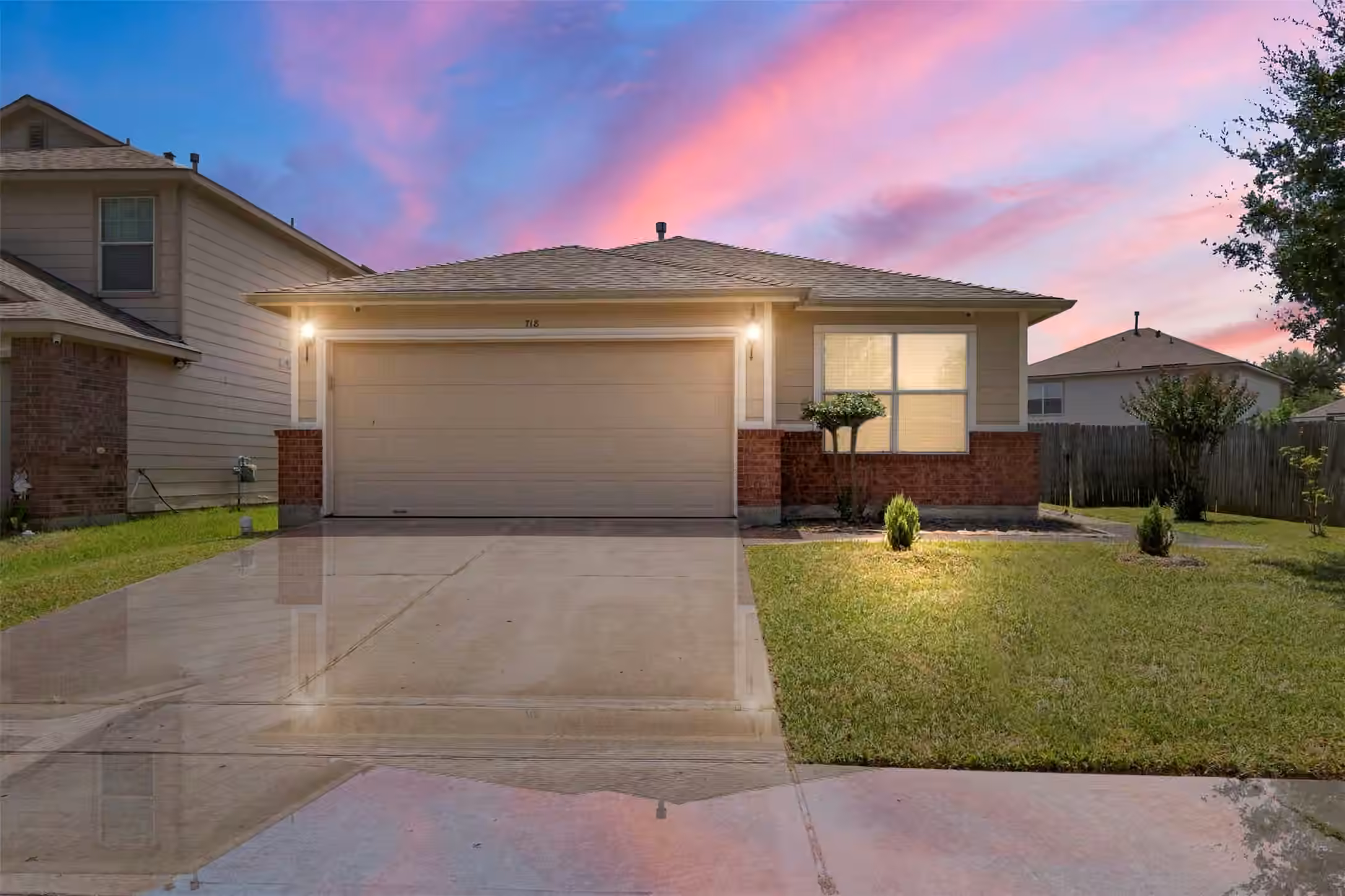 Photo of 718 Sun Lodge Drive, Houston, TX