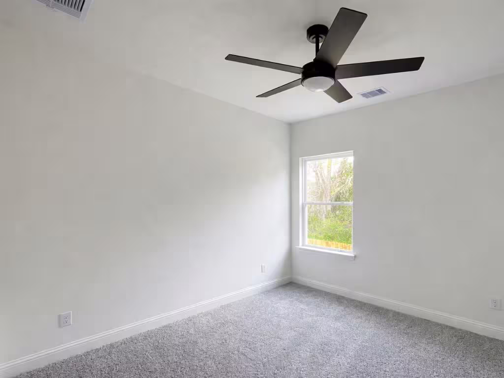 Photo 5 of 18756 Barrichello Drive, Conroe, TX