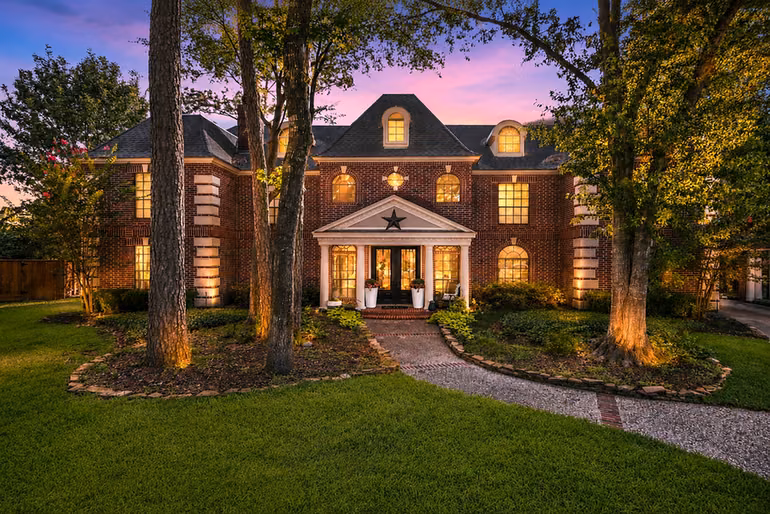Photo 2 of 5230 Wincroft Court, Houston, TX