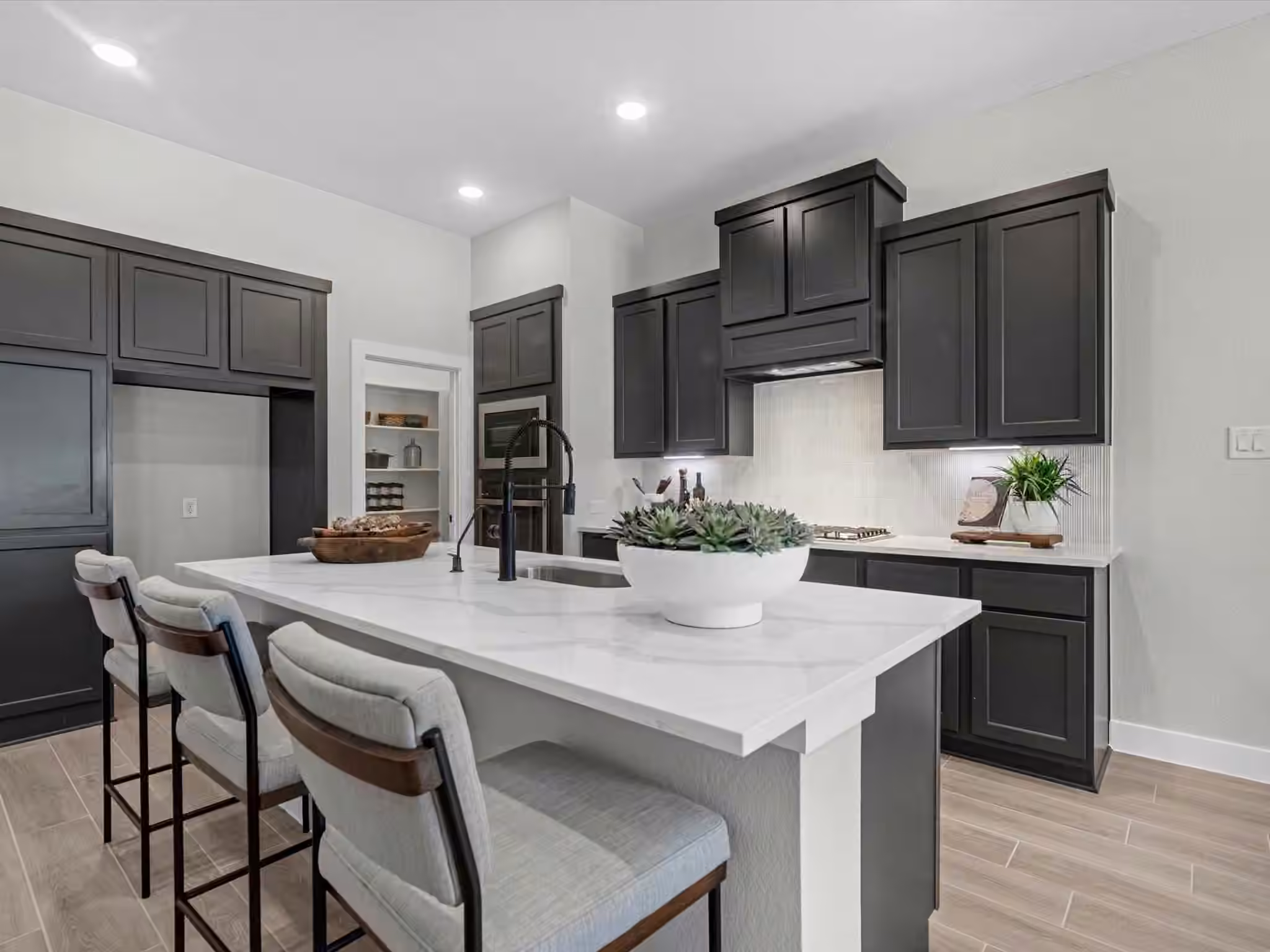 Photo 2 of 7066 North Lake Clopton Drive, Montgomery, TX