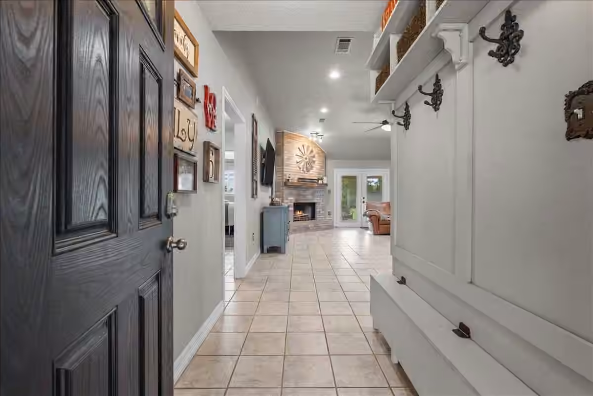 Photo 2 of 14018 Cimarron Road, Santa Fe, TX