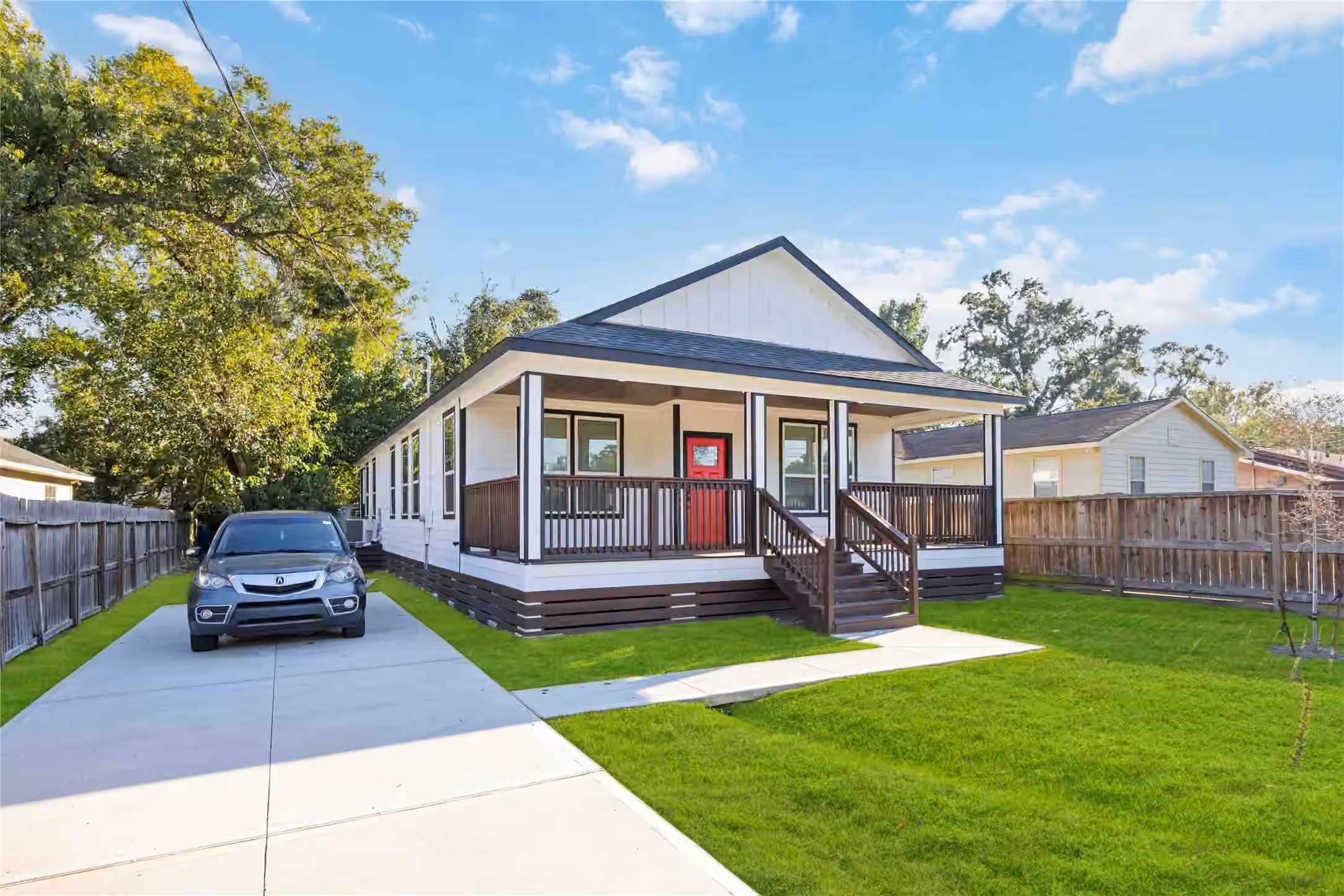 Photo 2 of 813 Fortune Street, Houston, TX