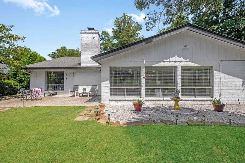 Photo 5 of 257 Point Clear Drive, Panorama Village, TX