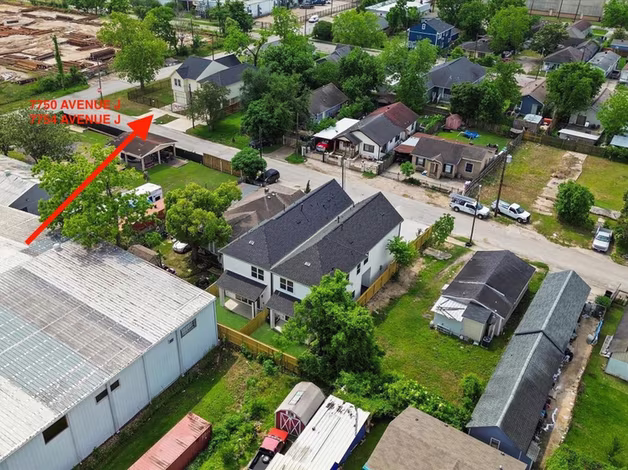 Photo 2 of 7754 Avenue J, Houston, TX