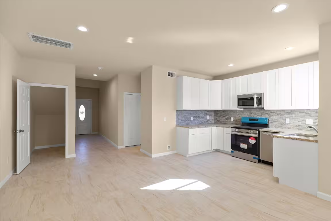 Photo 6 of 7754 Avenue J, Houston, TX