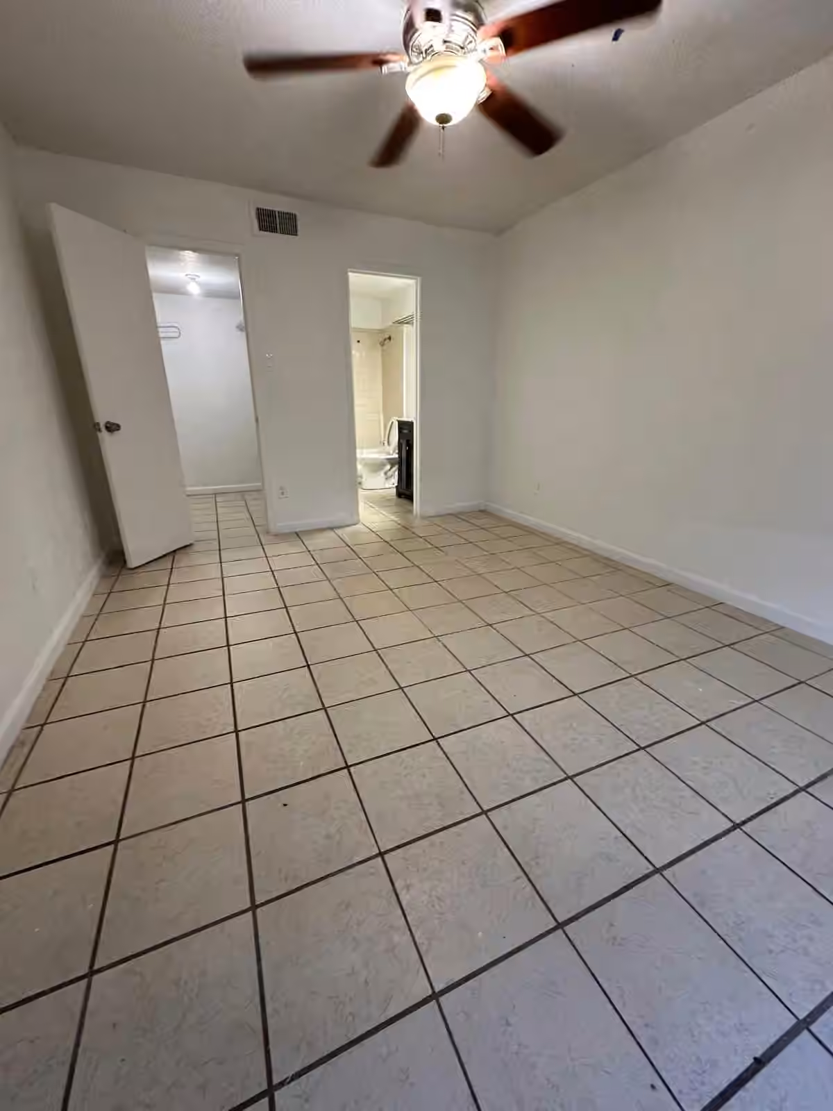 Photo 7 of 9797 Leawood Boulevard 601, Houston, TX