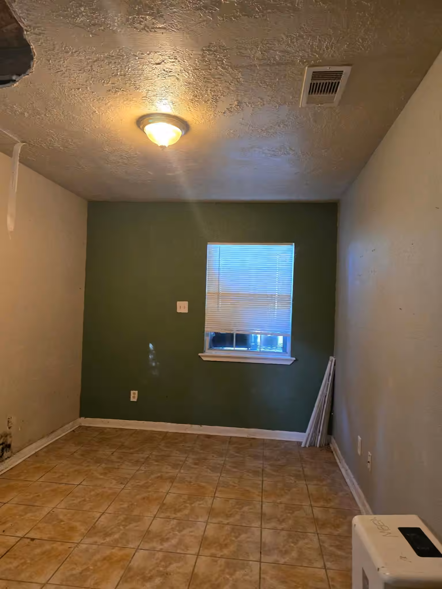 Photo 5 of 16528 Live Oak Square, Porter, TX