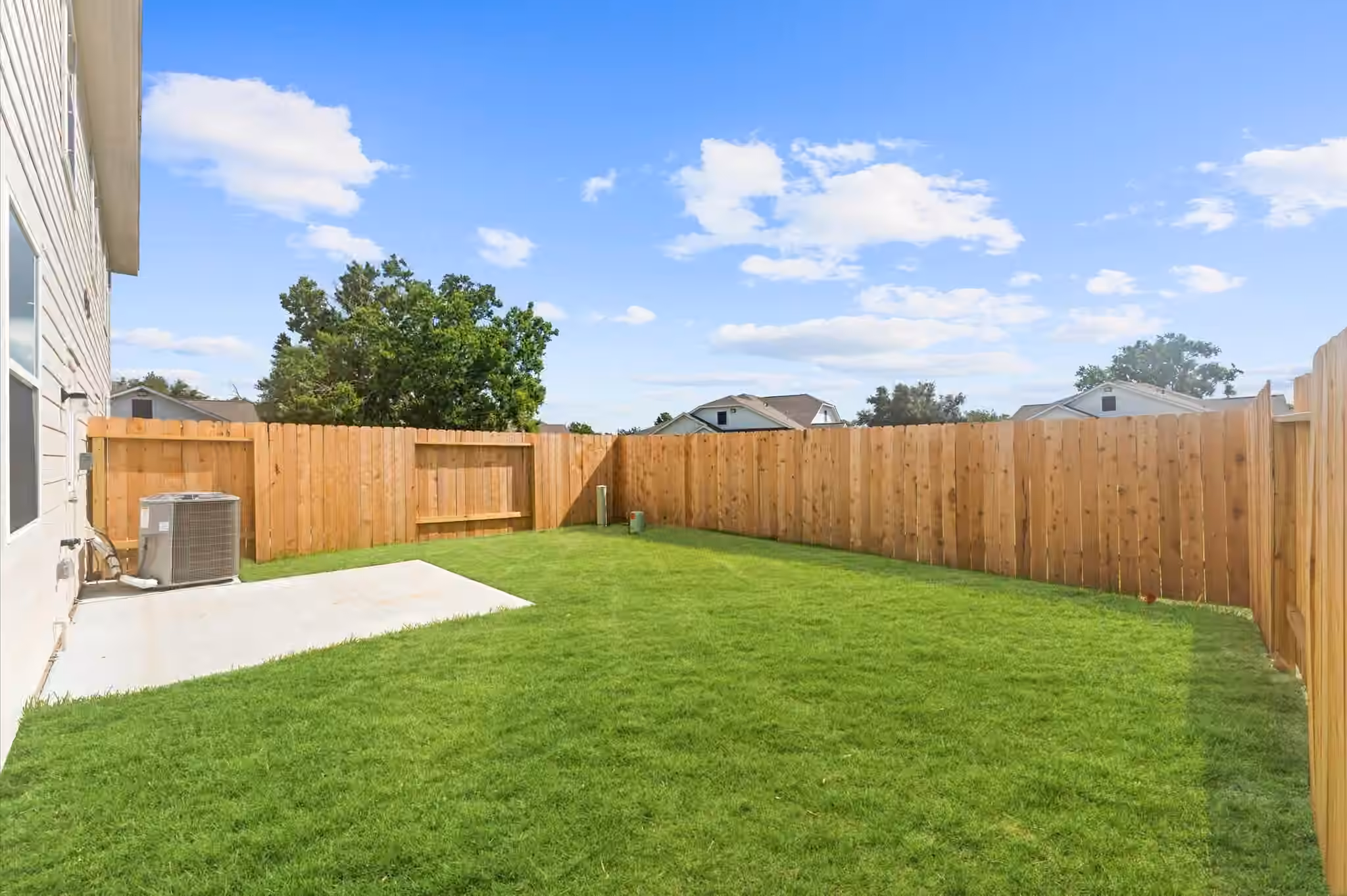 Photo 5 of 1367 Mixander Way, La Porte, TX