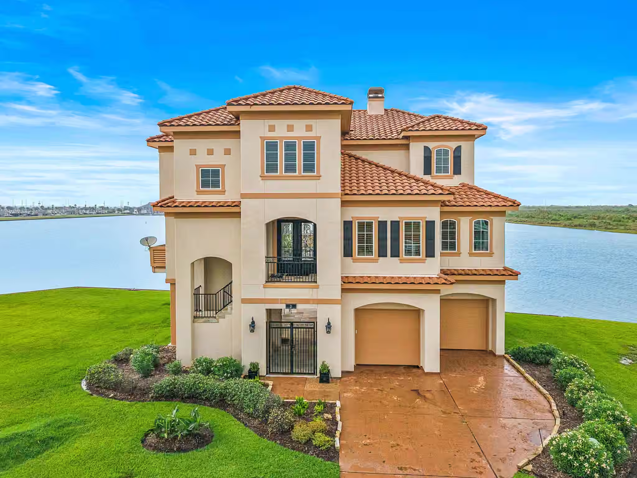 Photo of 21 Loggerhead, Hitchcock, TX 77563