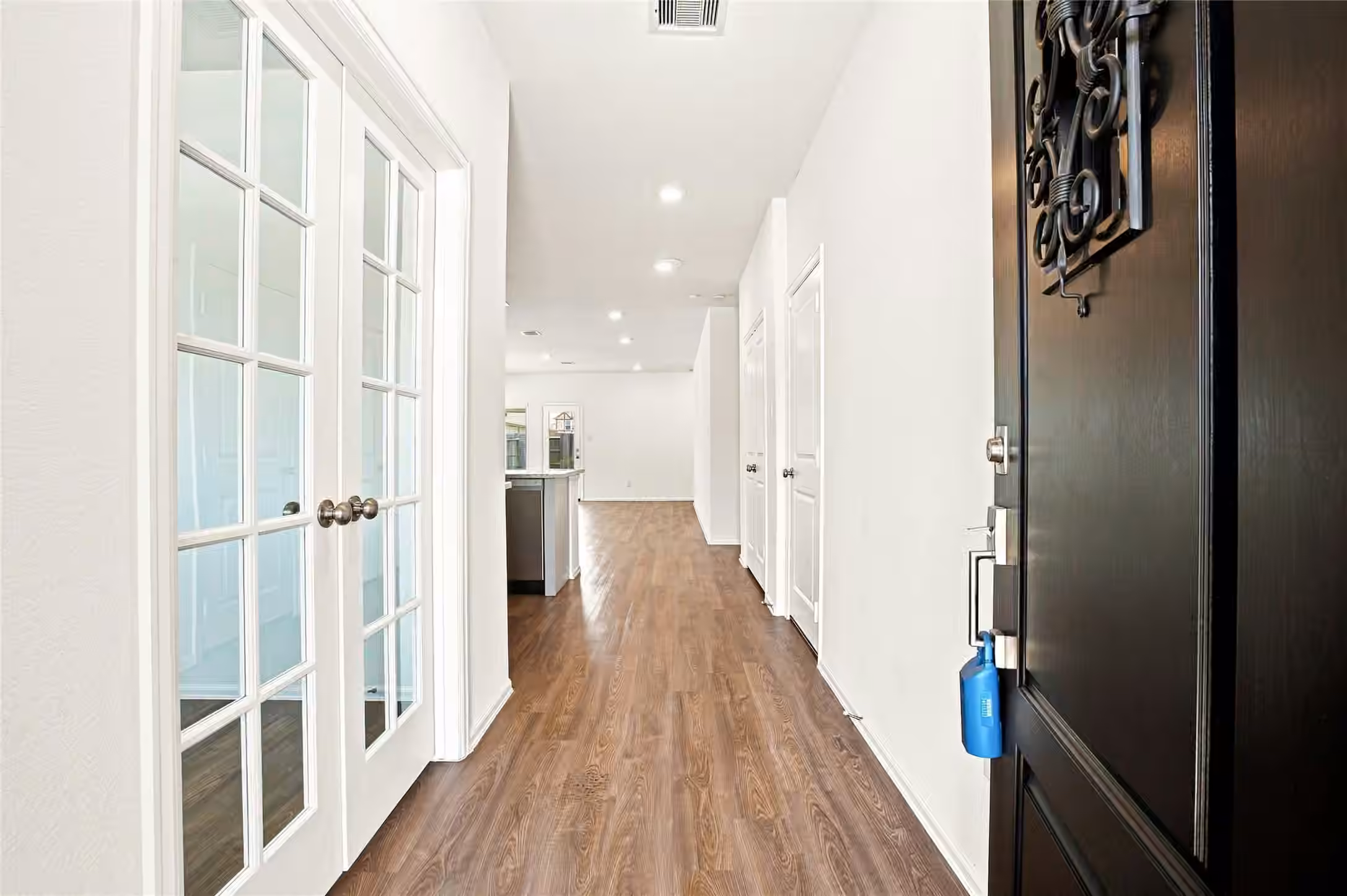 Photo 3 of 21431 Petherton Drive, Tomball, TX