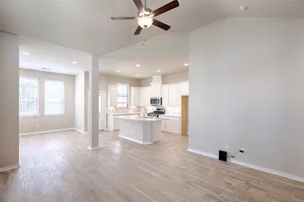 Photo 6 of 115 Handley Drive, Montgomery, TX