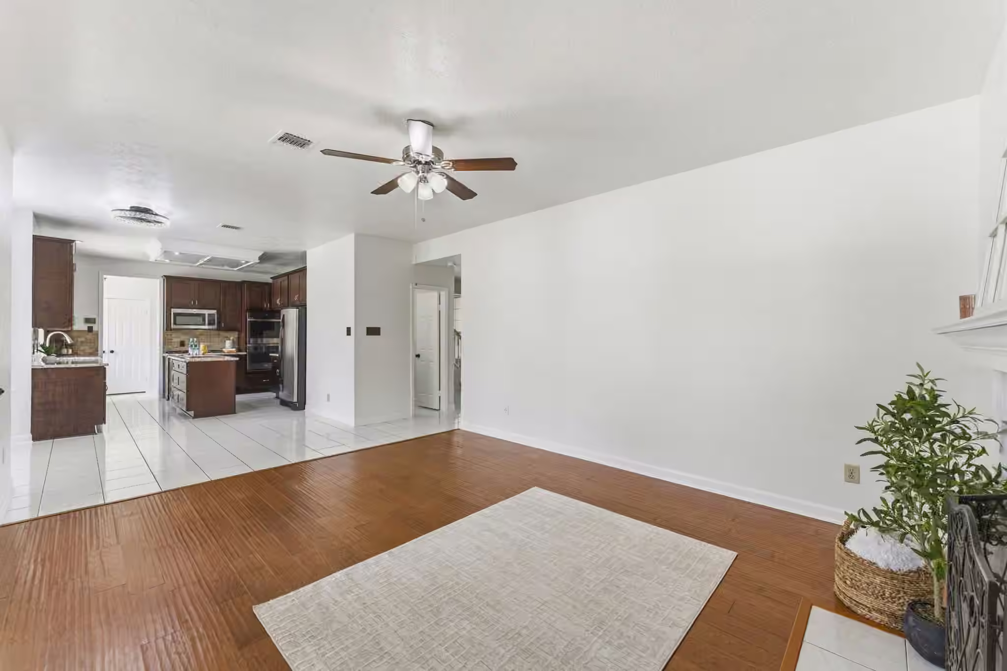 Photo 7 of 17518 Rustling Aspen Lane, Houston, TX