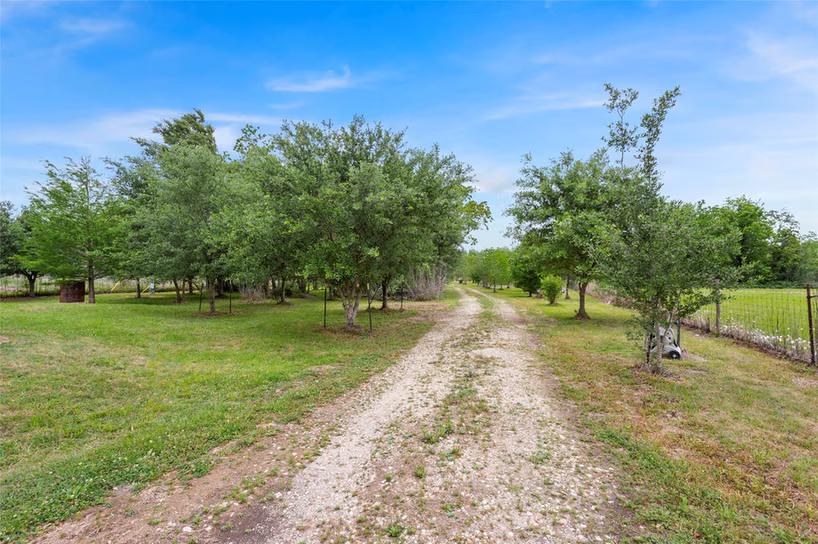 Photo of 3650 Rivers Road, Pearland, TX 77578
