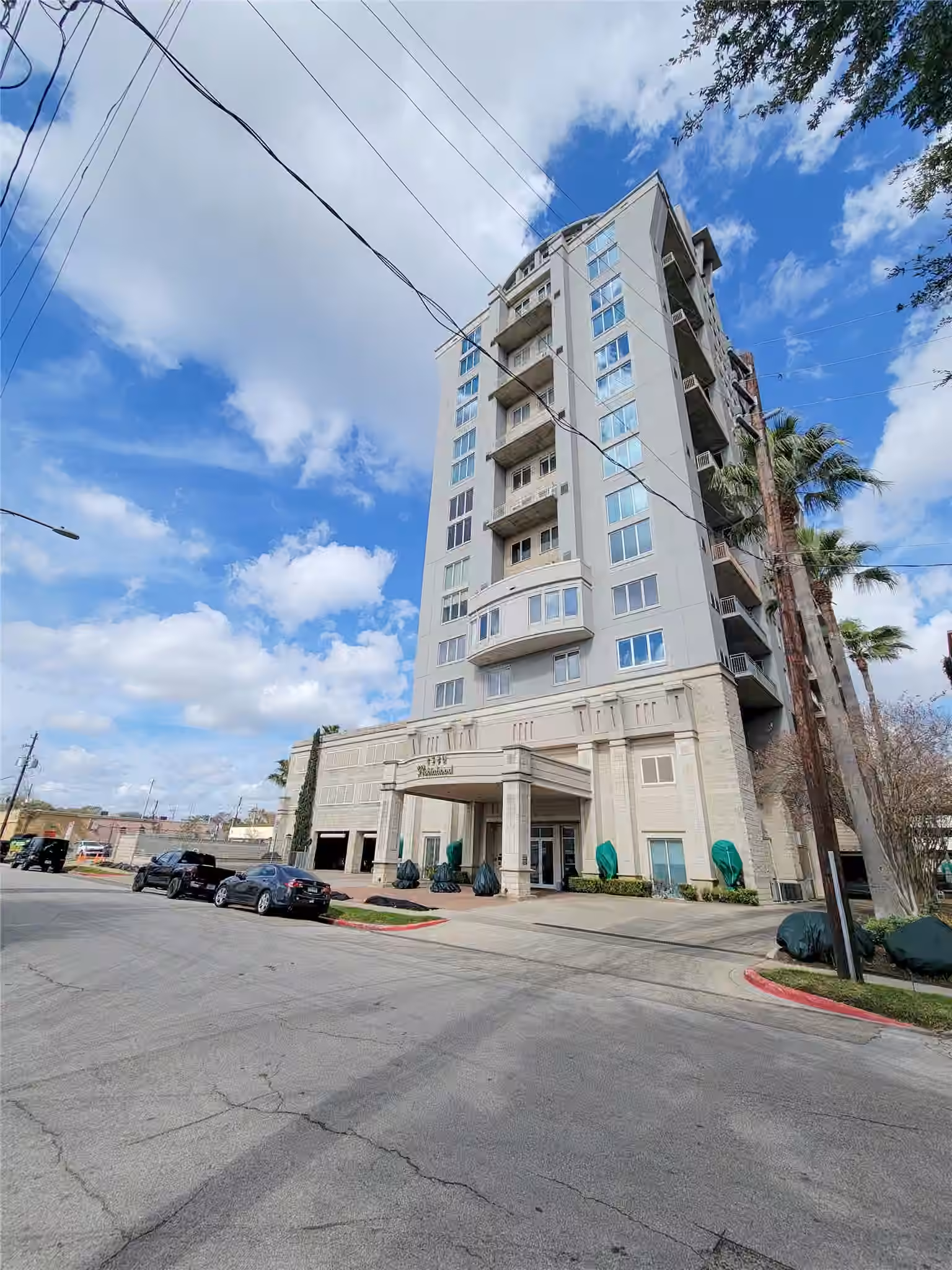 Photo 2 of 2520 Robinhood 800, Houston, TX