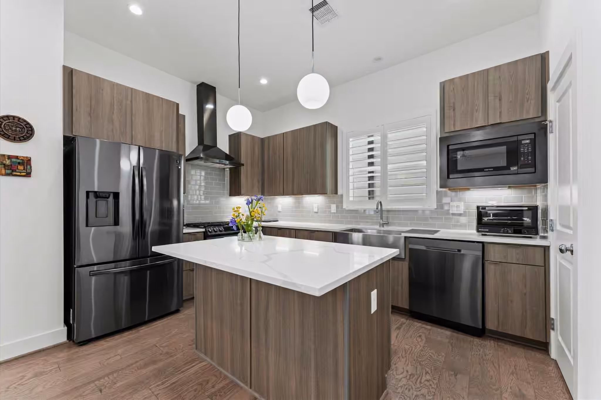 Photo of 5827 Dolores Street, Houston, TX 77057