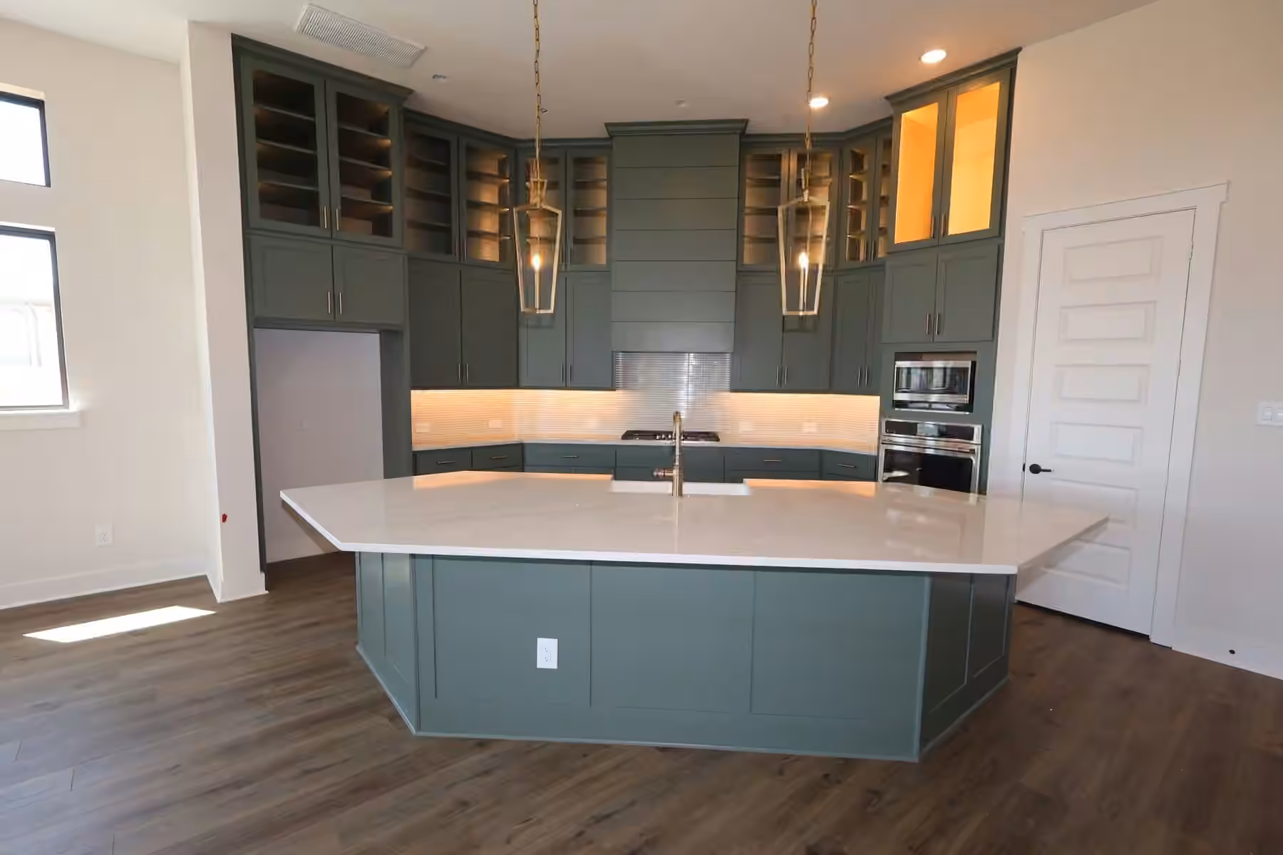 Photo 7 of 18607 Rumba Court, Conroe, TX