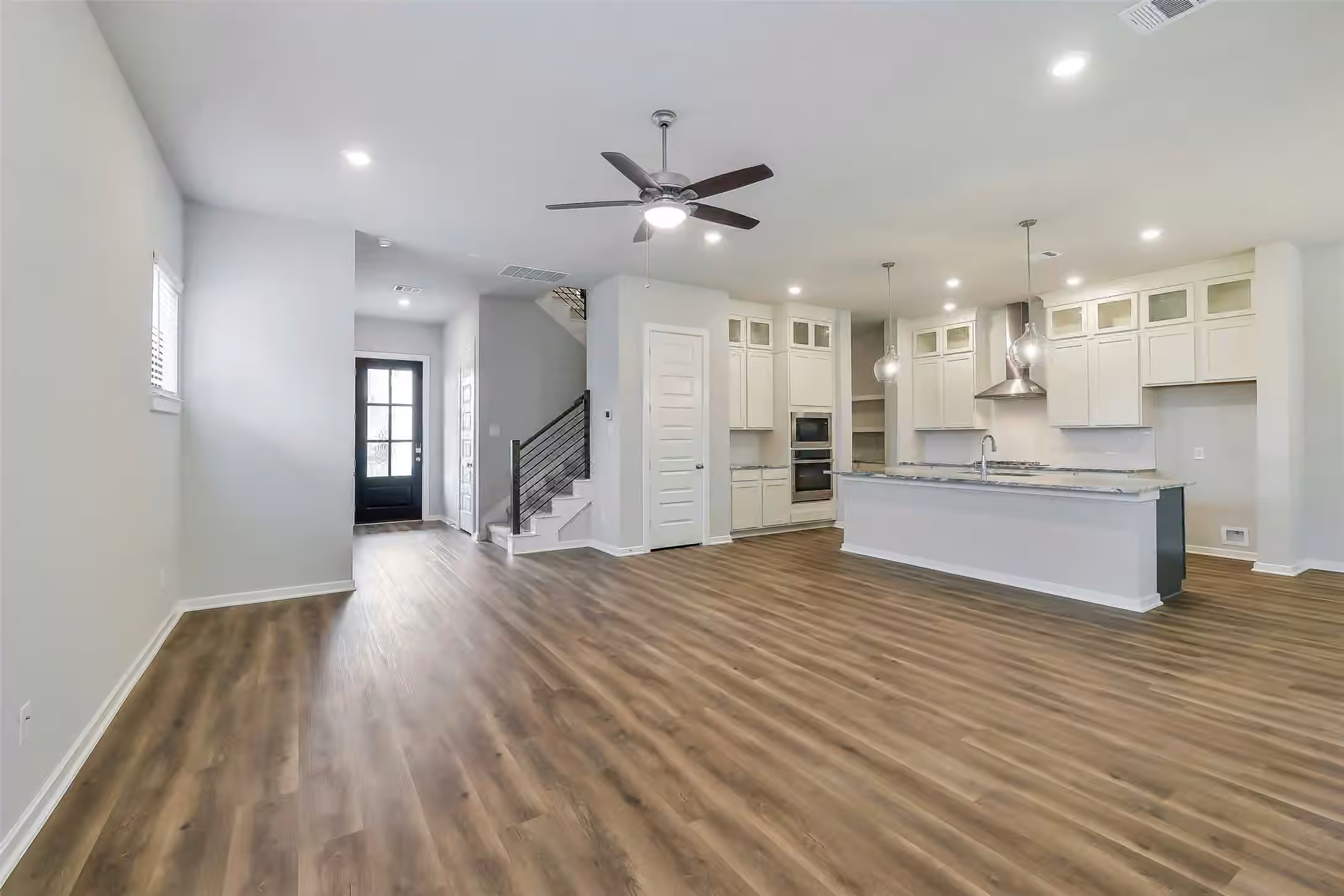 Photo 6 of 344 Summer Place Drive, Montgomery, TX