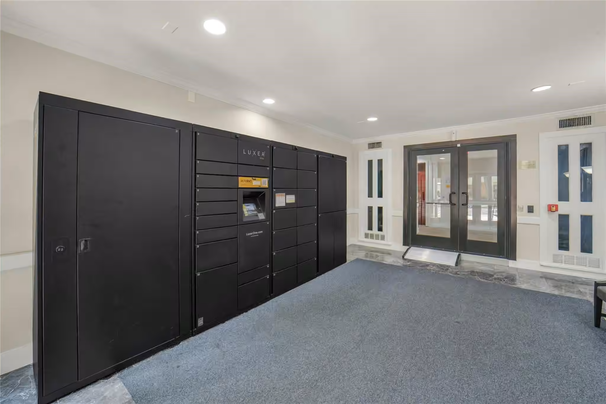Photo 3 of 351 N Post Oak Lane 706, Houston, TX