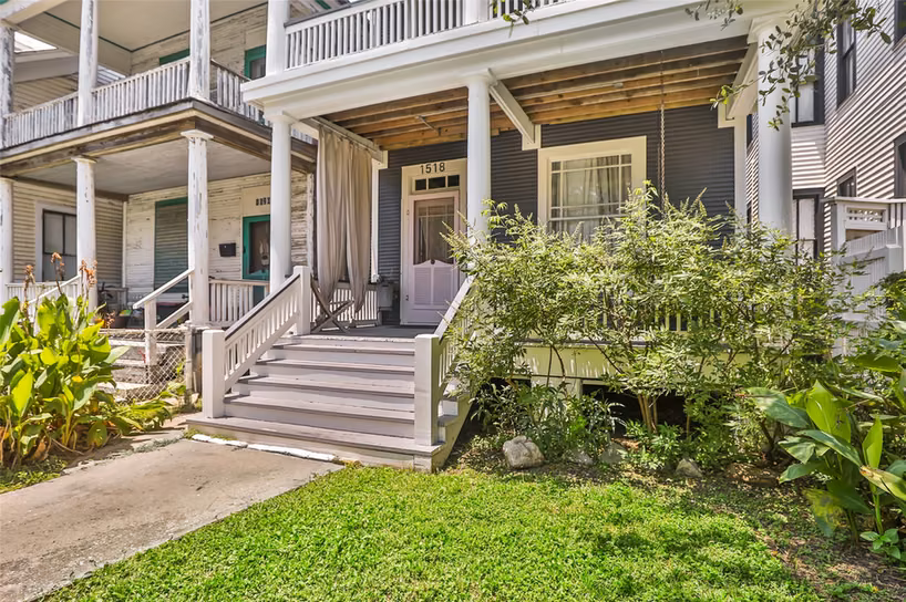 Photo 5 of 1518 Winnie Street, Galveston, TX