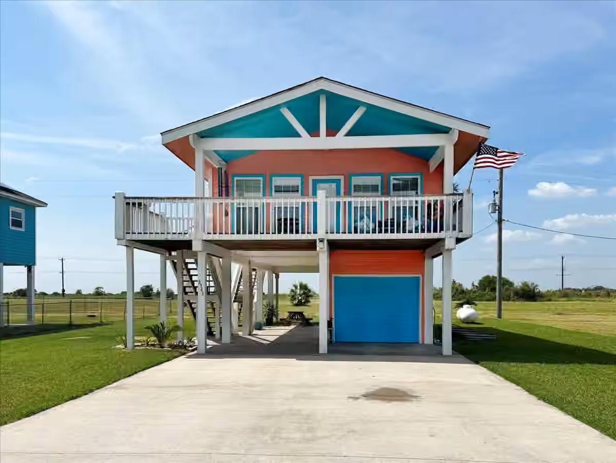 Photo 4 of 3343 Pirates Cove, Crystal Beach, TX