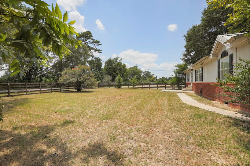 Photo 3 of 14985 Wiggins Road, Conroe, TX