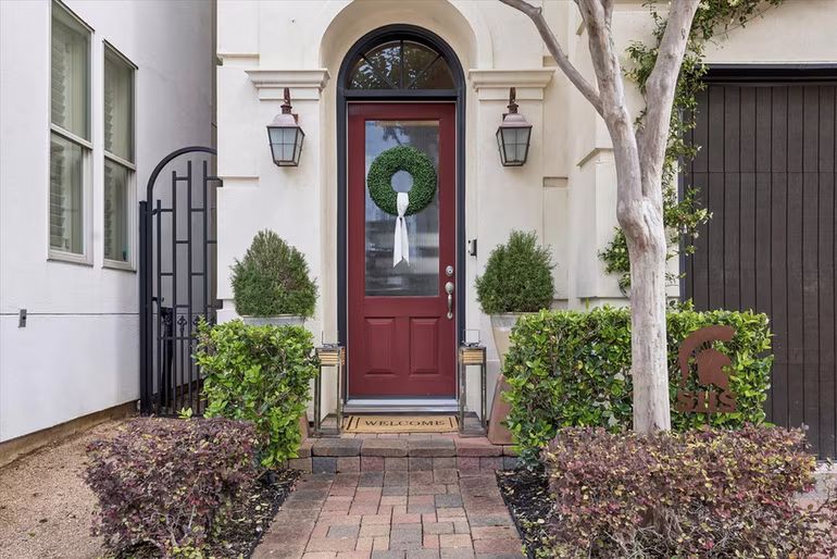 Photo 3 of 10906 Wrenwood Green, Houston, TX