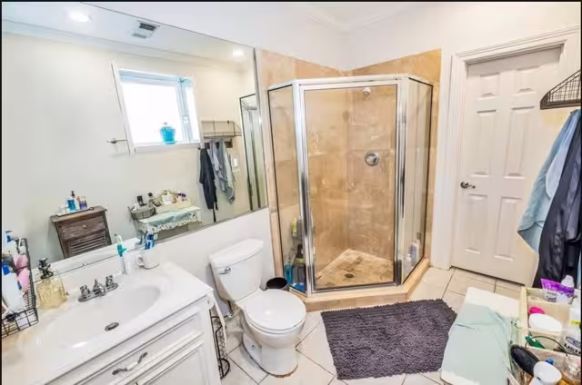 Photo 6 of 3011 Houston Avenue B, Houston, TX