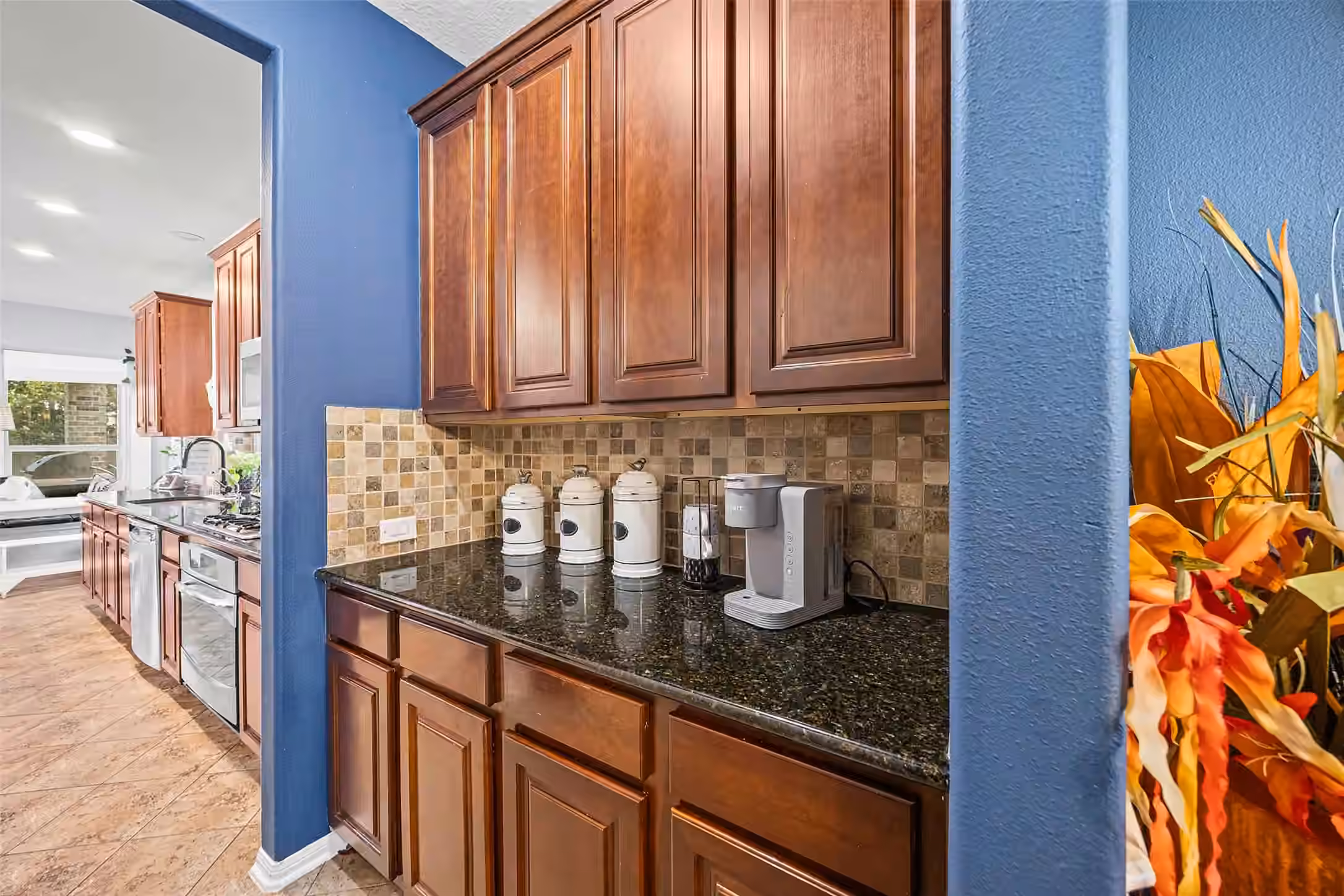 Photo 7 of 9710 Victoria Rose Lane, Humble, TX