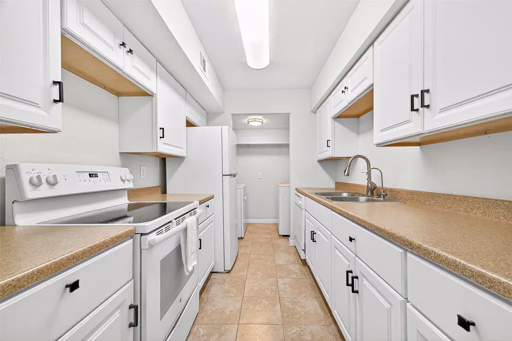 Photo 6 of 16120 Stuebner Airline Road 105, Spring, TX