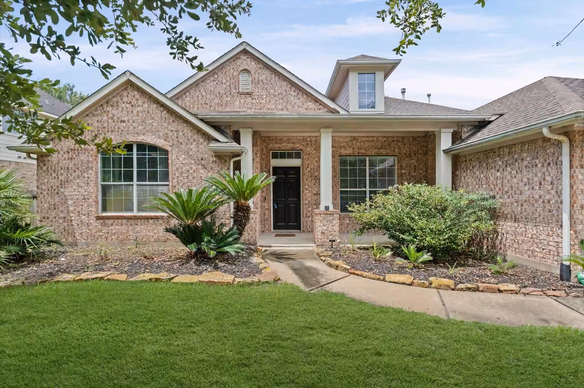 Photo 3 of 14115 Sandhill Crane Drive, Houston, TX