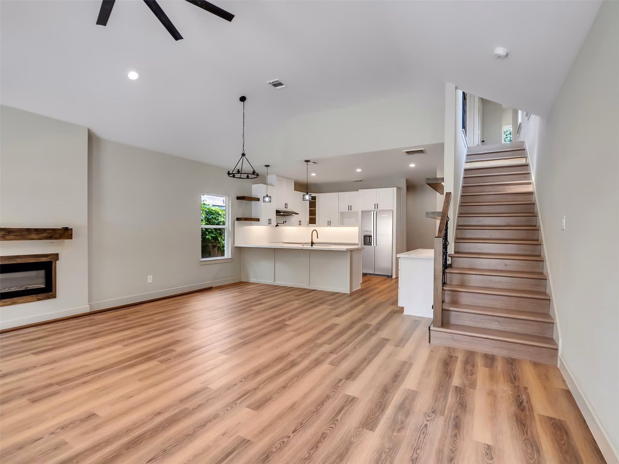 Photo 3 of 14910 Coaltown Road, Willis, TX