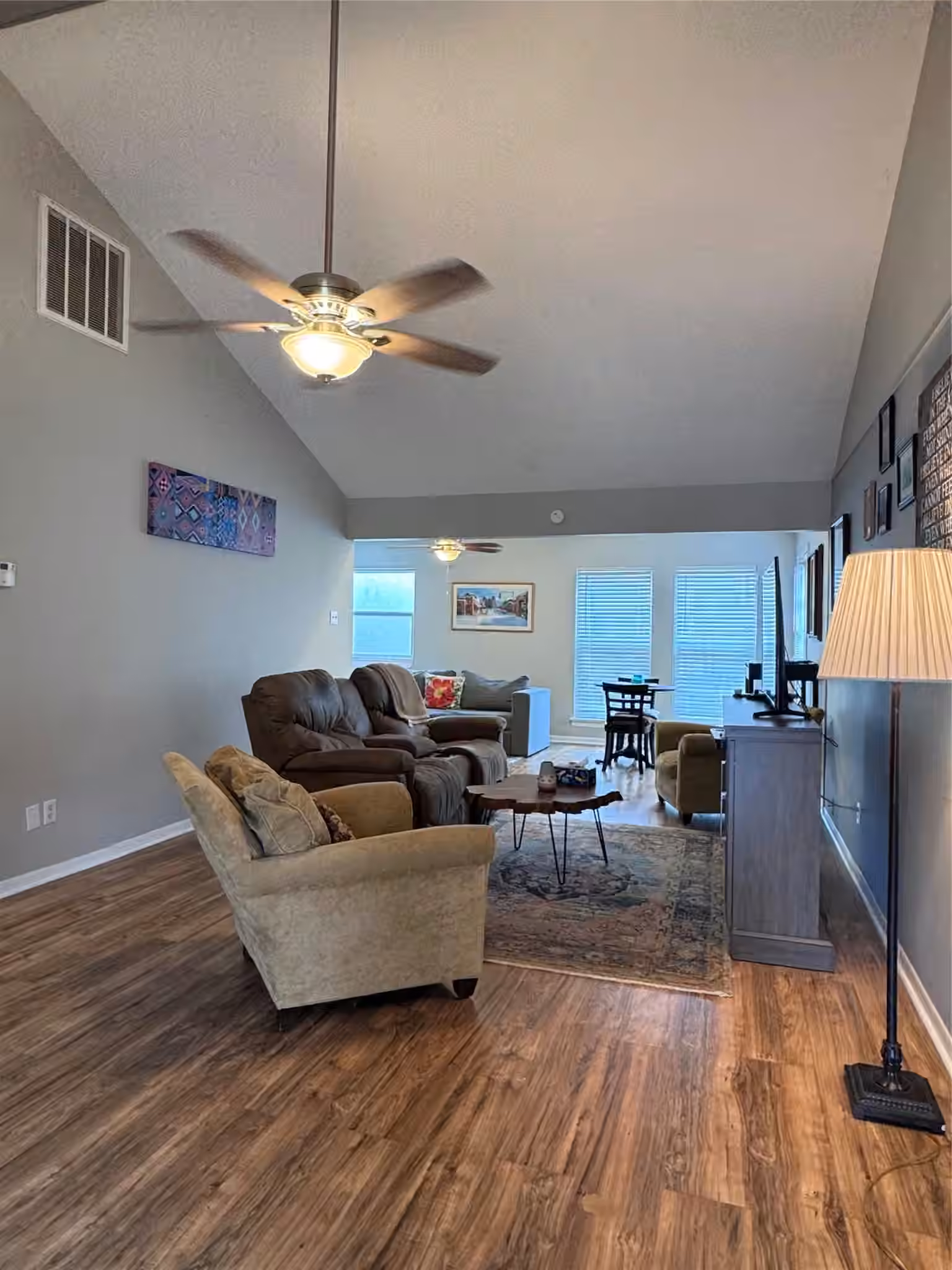 Photo 6 of 70 Westwood Drive W, Trinity, TX