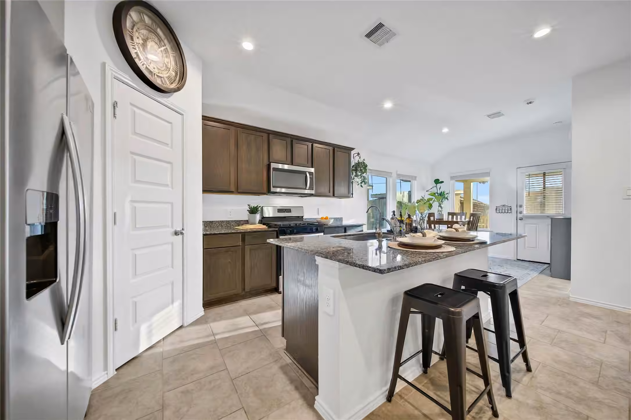 Photo 4 of 7542 Cynomys Court, Rosharon, TX