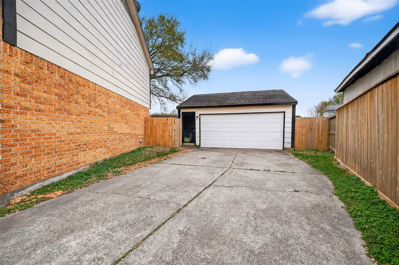 Photo 2 of 16006 El Toro Court, Webster, TX