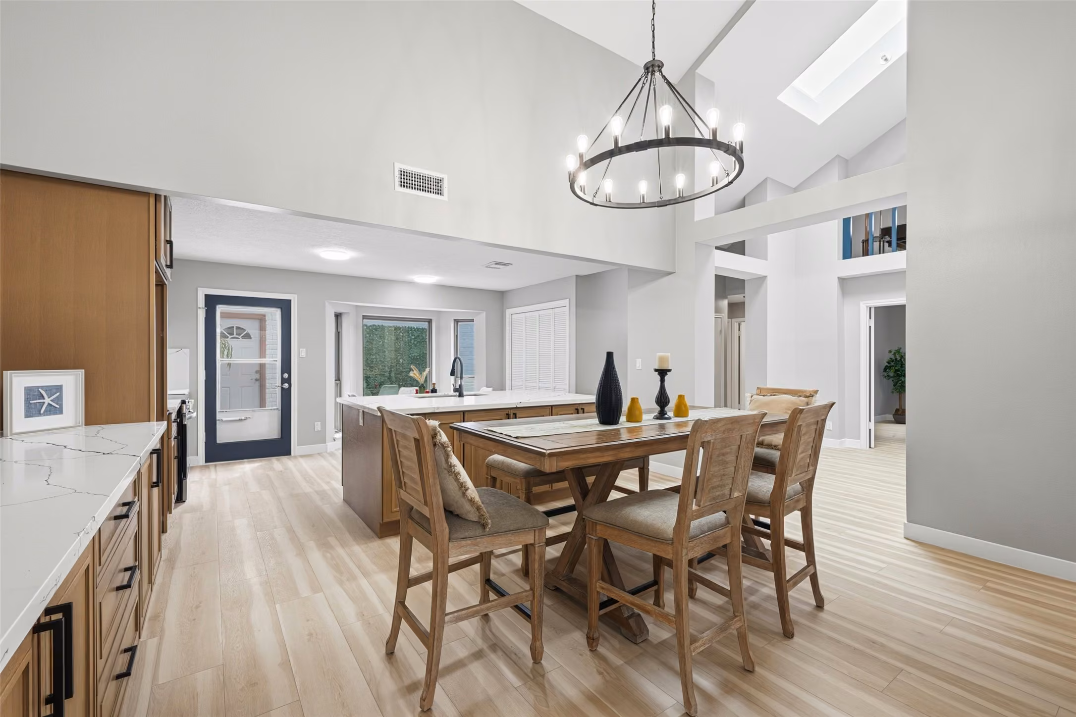 Photo 7 of 2026 Ashford Hollow Lane, Houston, TX