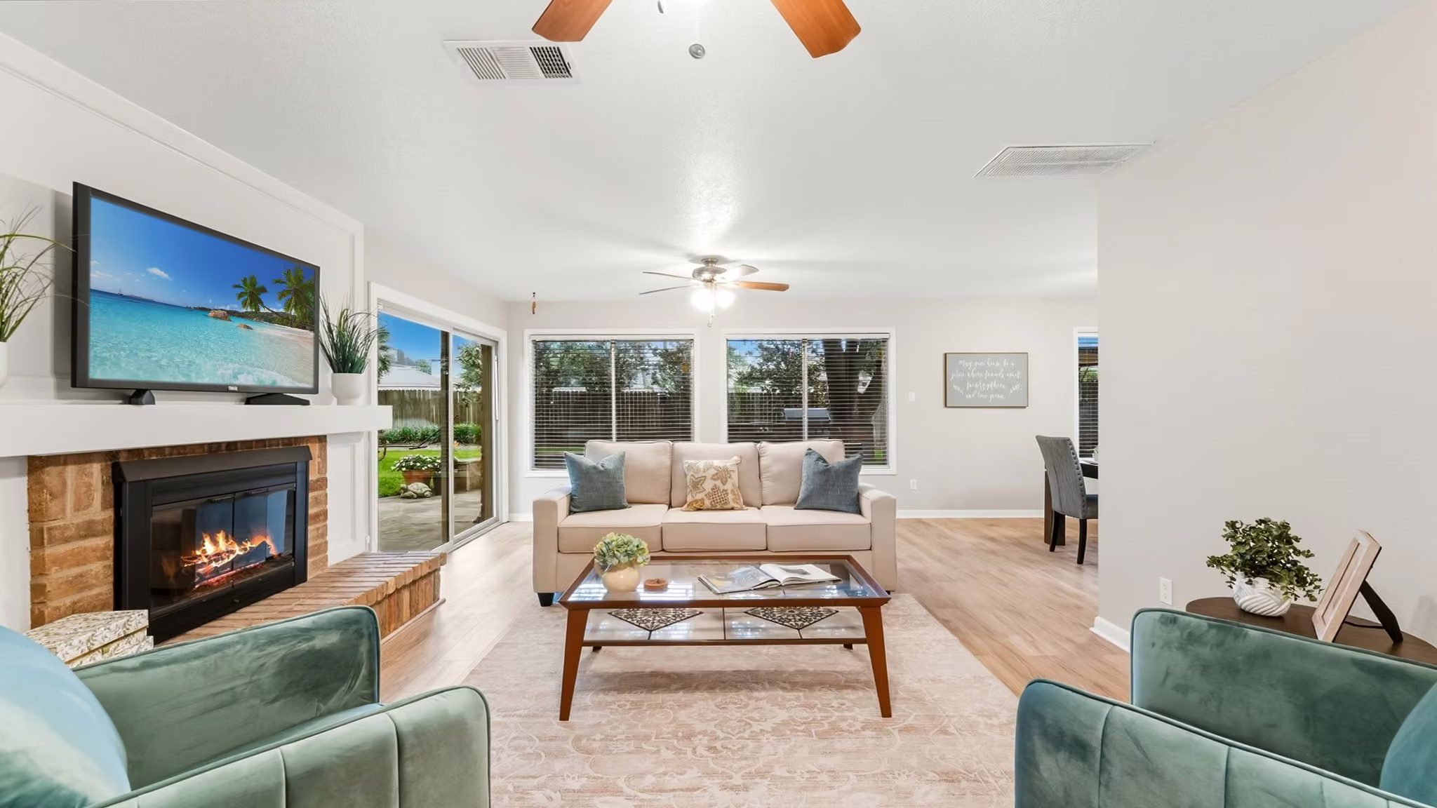 Photo 5 of 9915 Gold Cup Way, Houston, TX