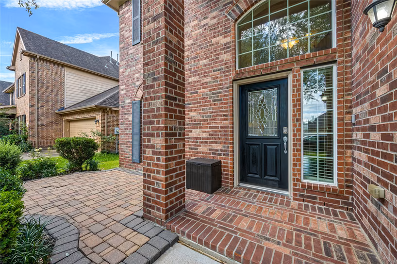Photo 4 of 1111 Haye Road, Friendswood, TX