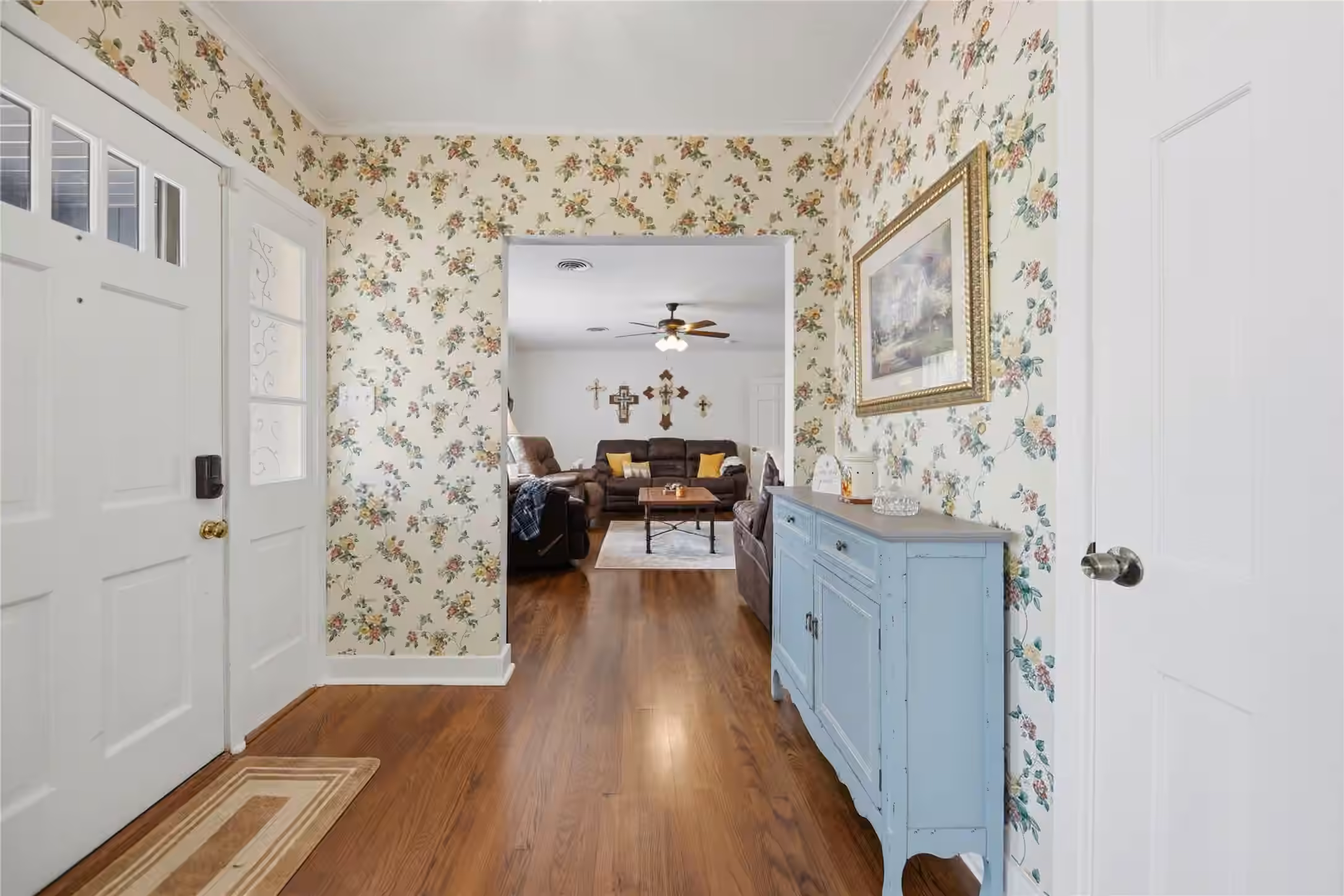 Photo 3 of 407 W Alamo Street, Brenham, TX
