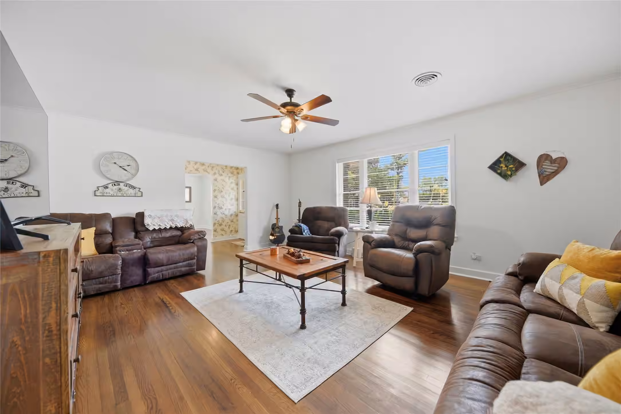 Photo 5 of 407 W Alamo Street, Brenham, TX