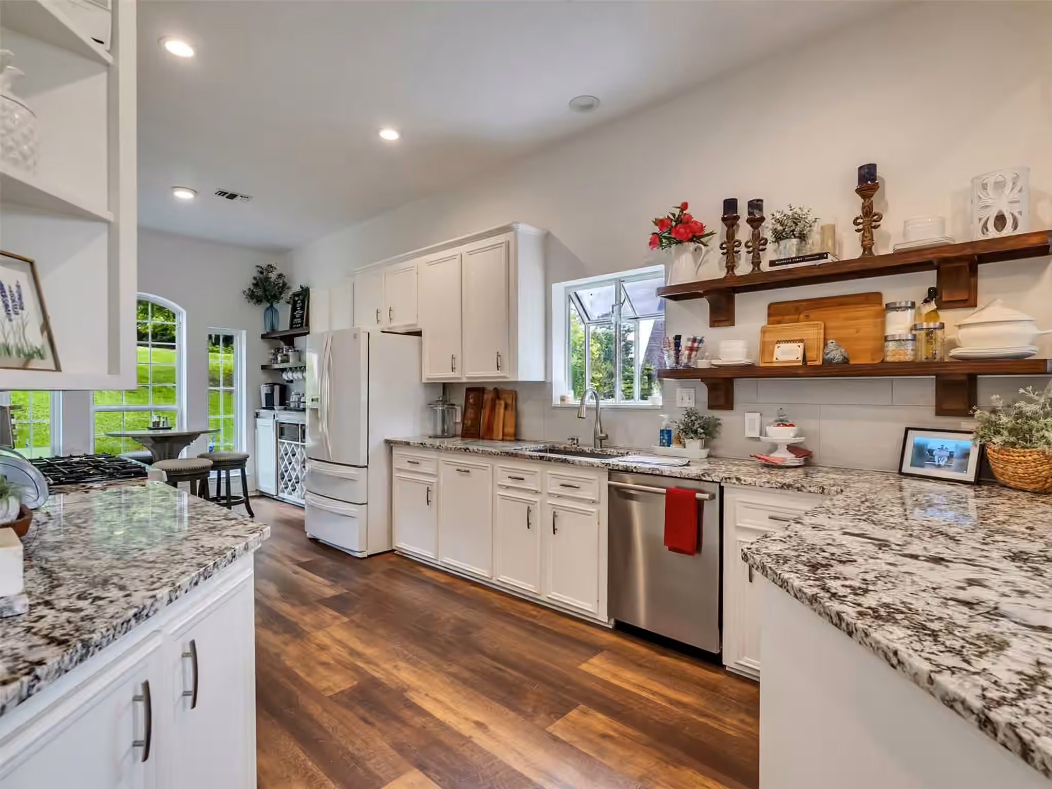 Photo of 300 Coral Gables, Trinity, TX