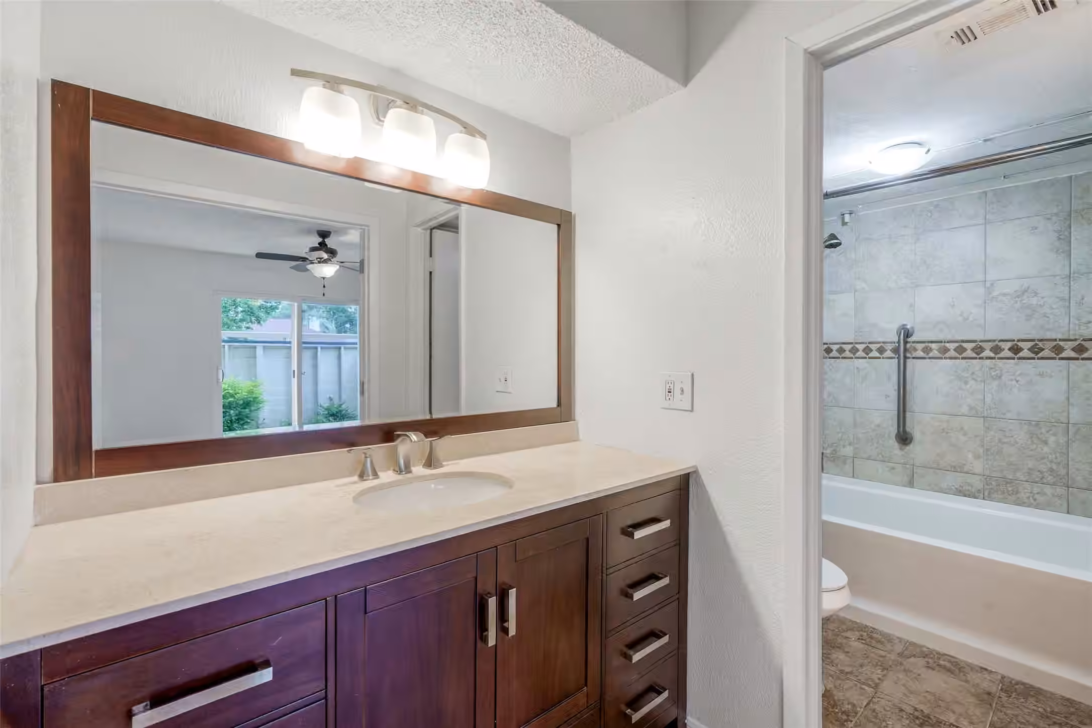 Photo 6 of 250 El Dorado Boulevard 283, Houston, TX