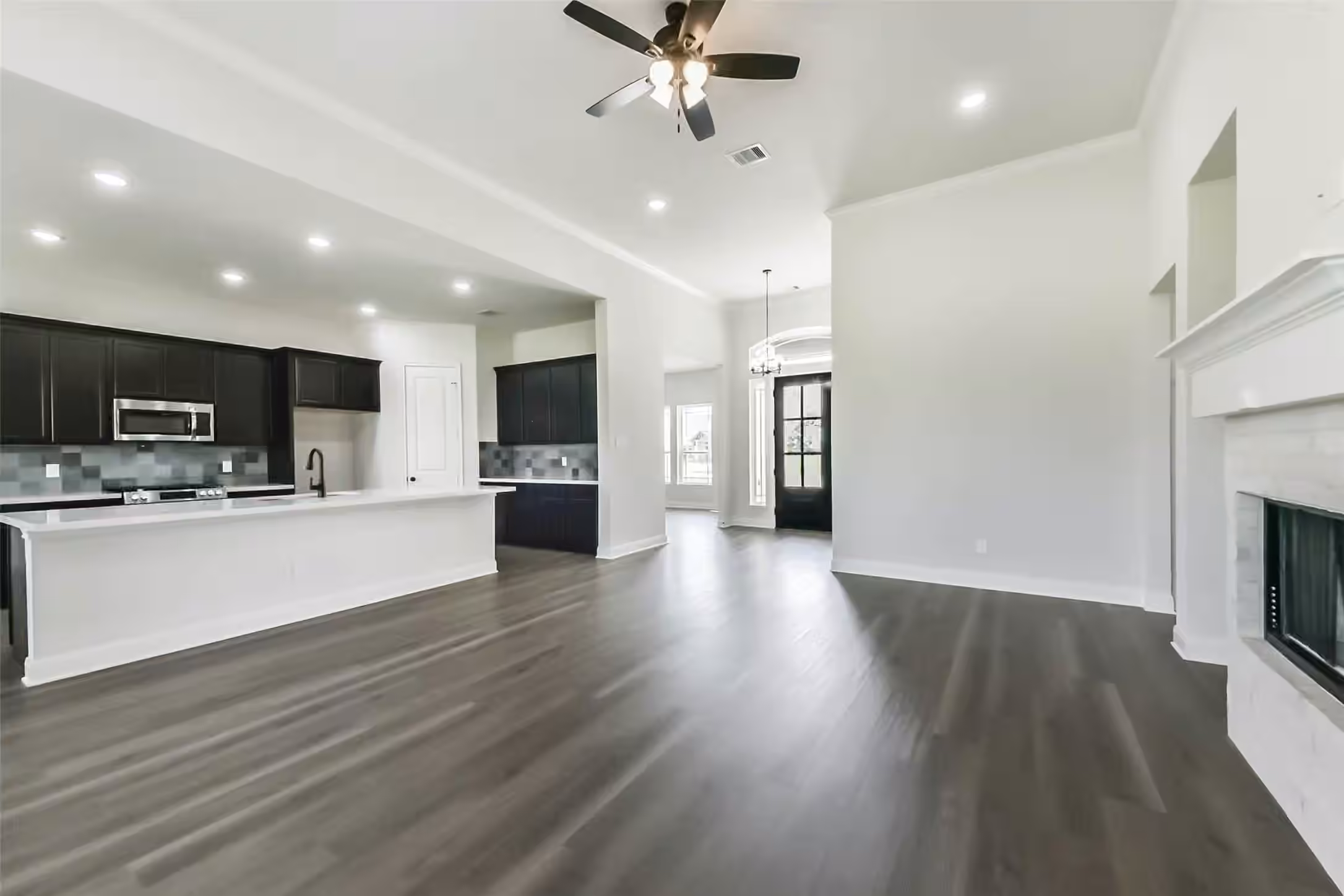 Photo 3 of 6618 Freret Bayou, Baytown, TX