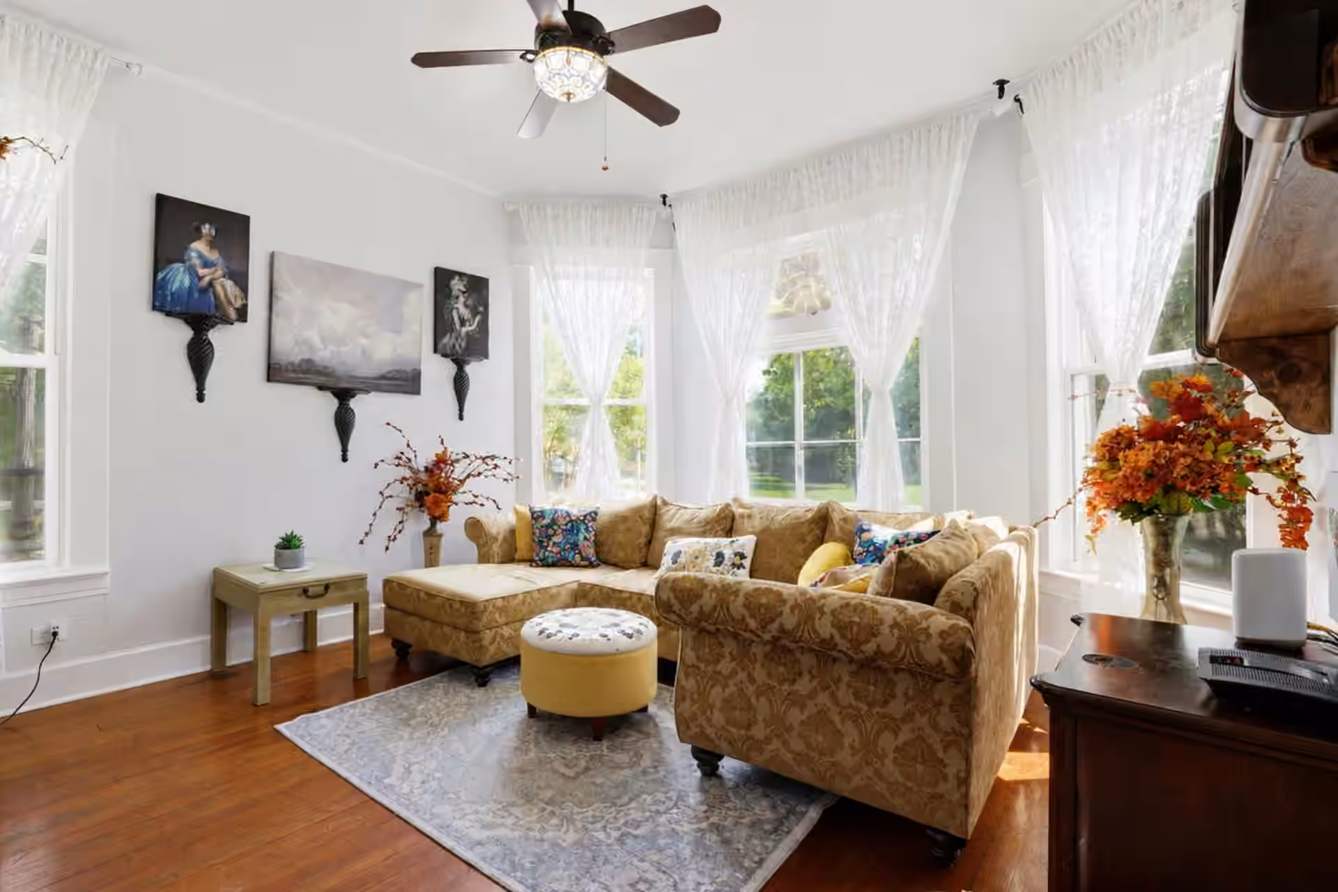 Photo 7 of 410 S Carroll Street, La Porte, TX